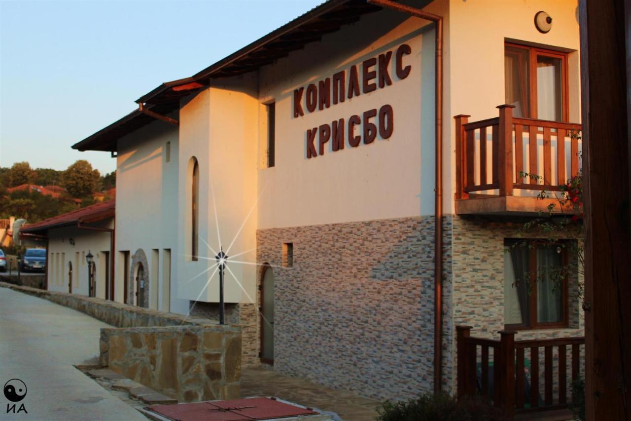 Hotel Family Complex Krisbo Donkovtsi Exterior foto